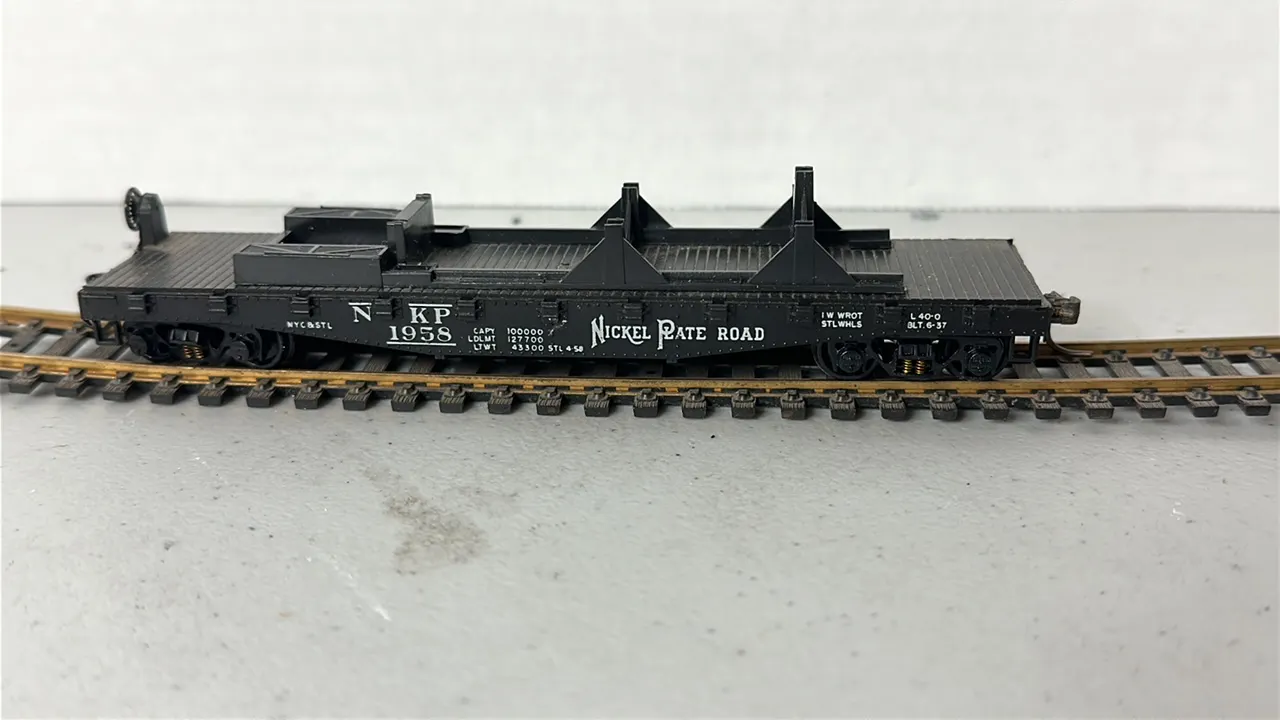 HO Scale Nickel Plate Road Flat Freight Car