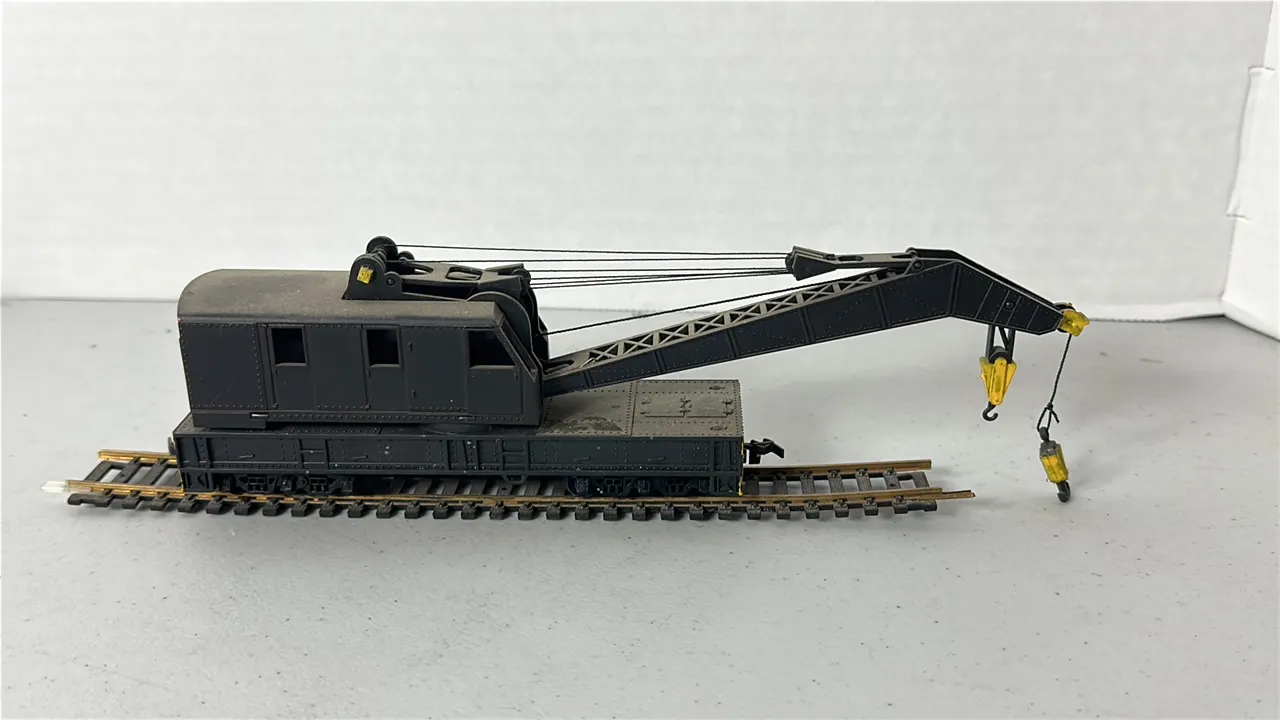 Vintage HO Scale Steam Crane