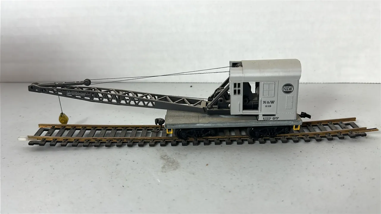 HO Scale N&W Steam Crane