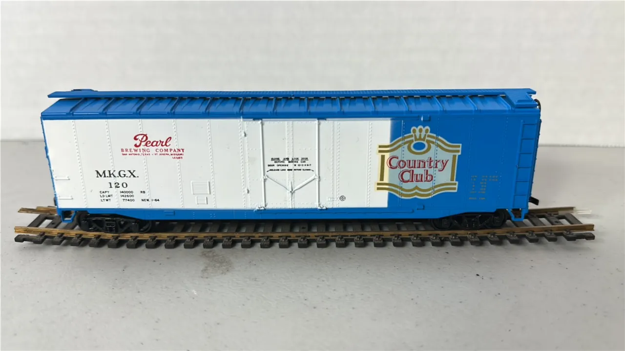 HO Scale Pearl Brewing Company Boxcar