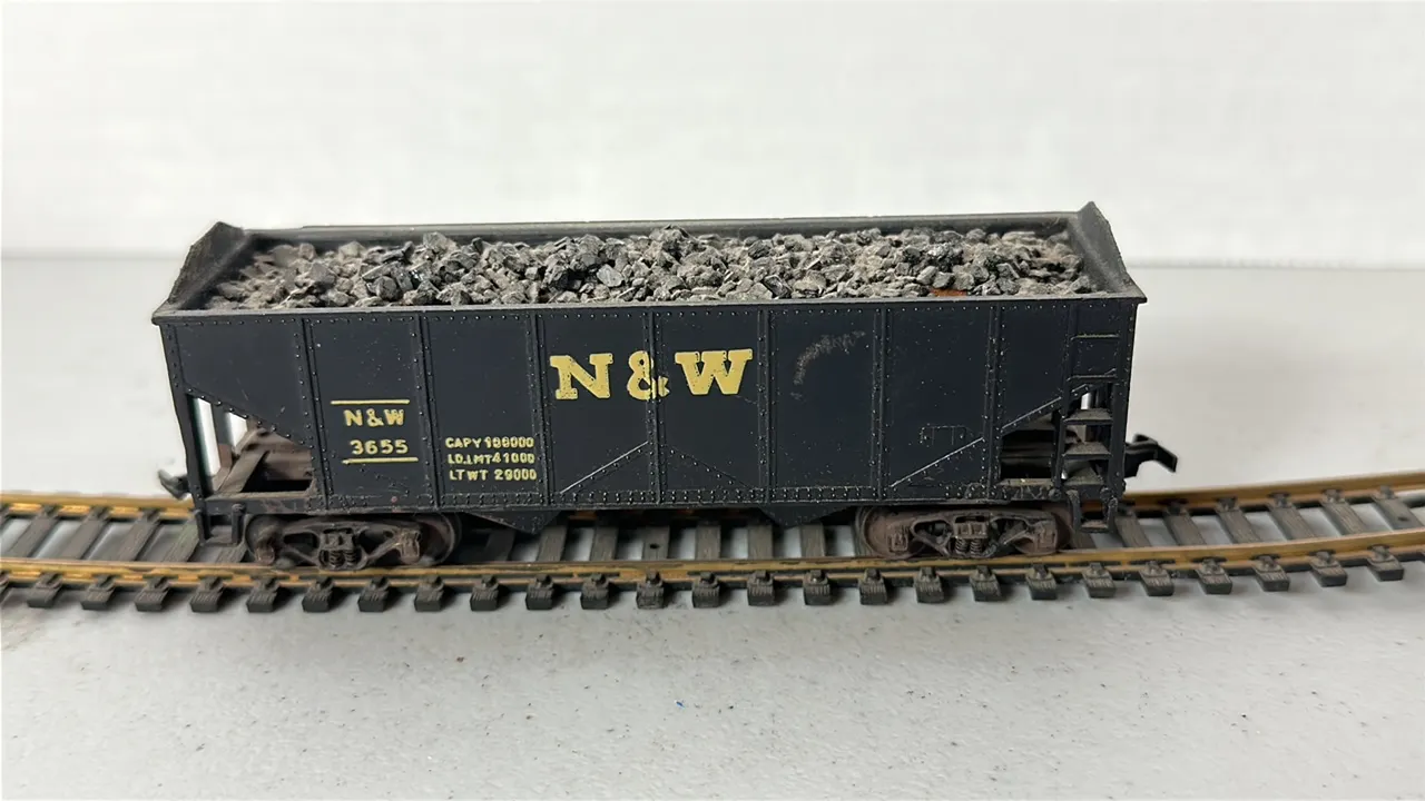 HO Scale N&W Hopper Car
