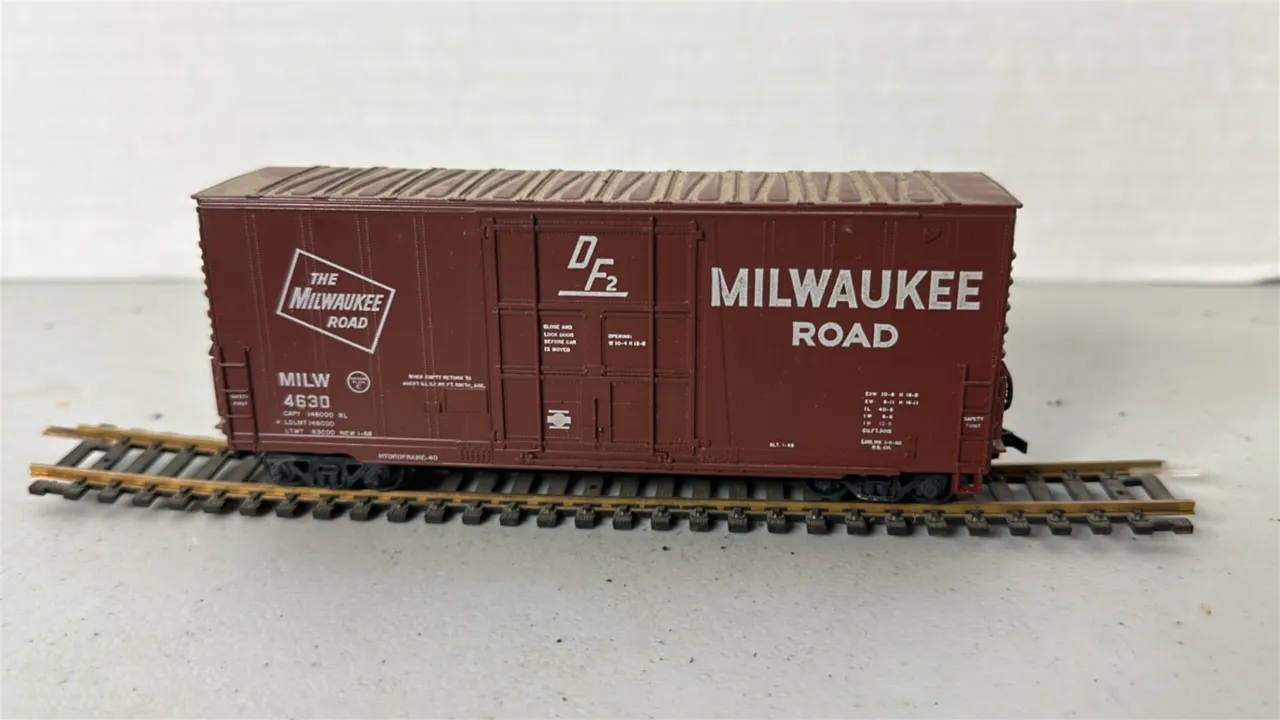 HO Scale Milwaukee Road Boxcar