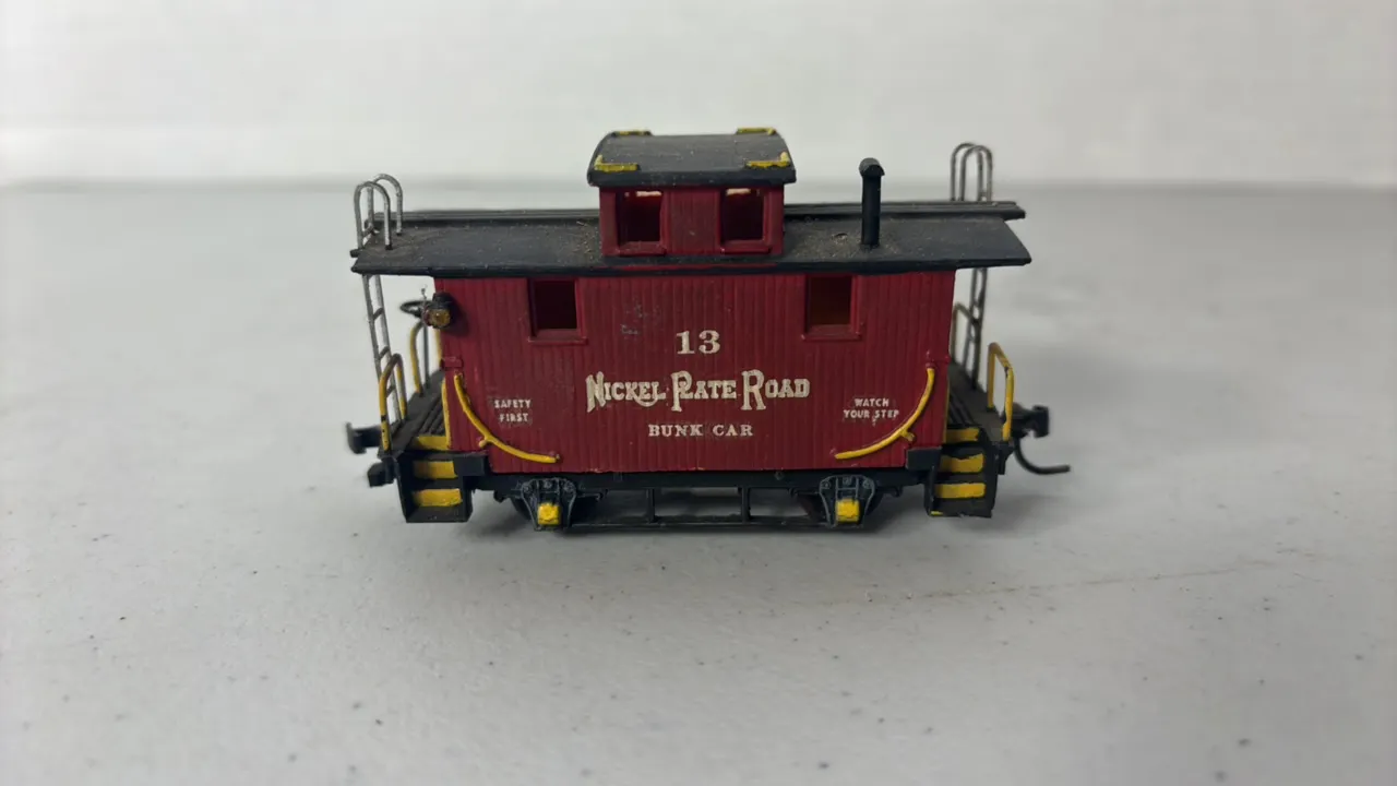 HO Scale Nickel Plate Road Bunk Car