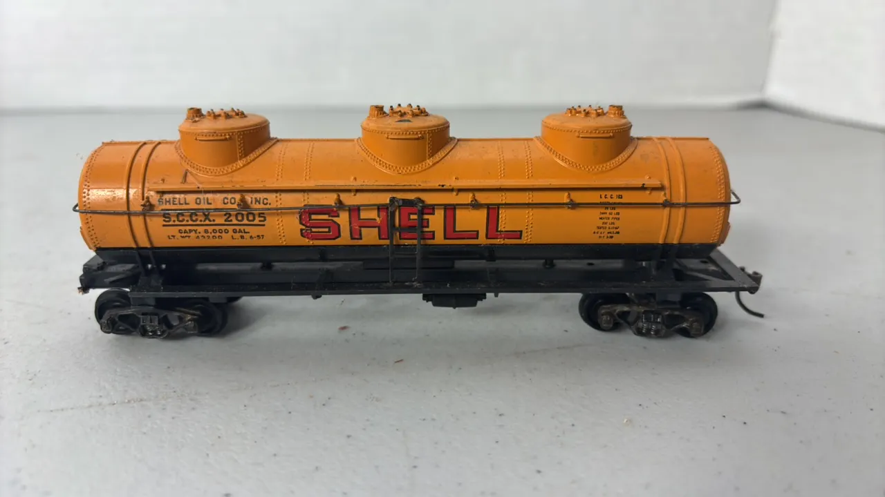 HO Scale Shell Oil Co. Tanker Car