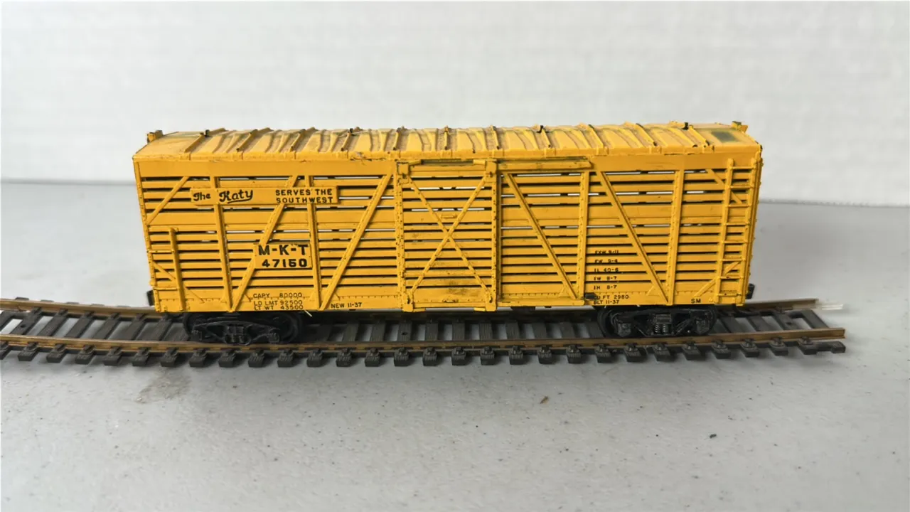 HO Scale Stock Car - Plastic