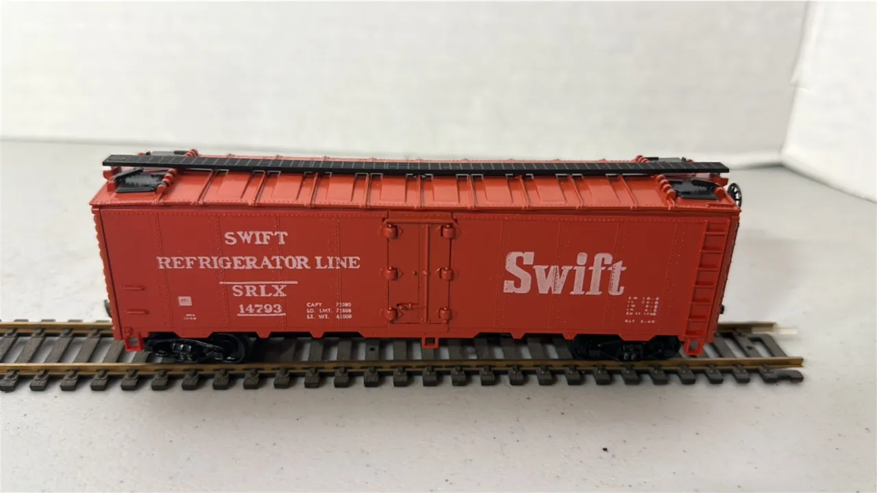 HO Scale Swift Refrigerator Line Rail Car