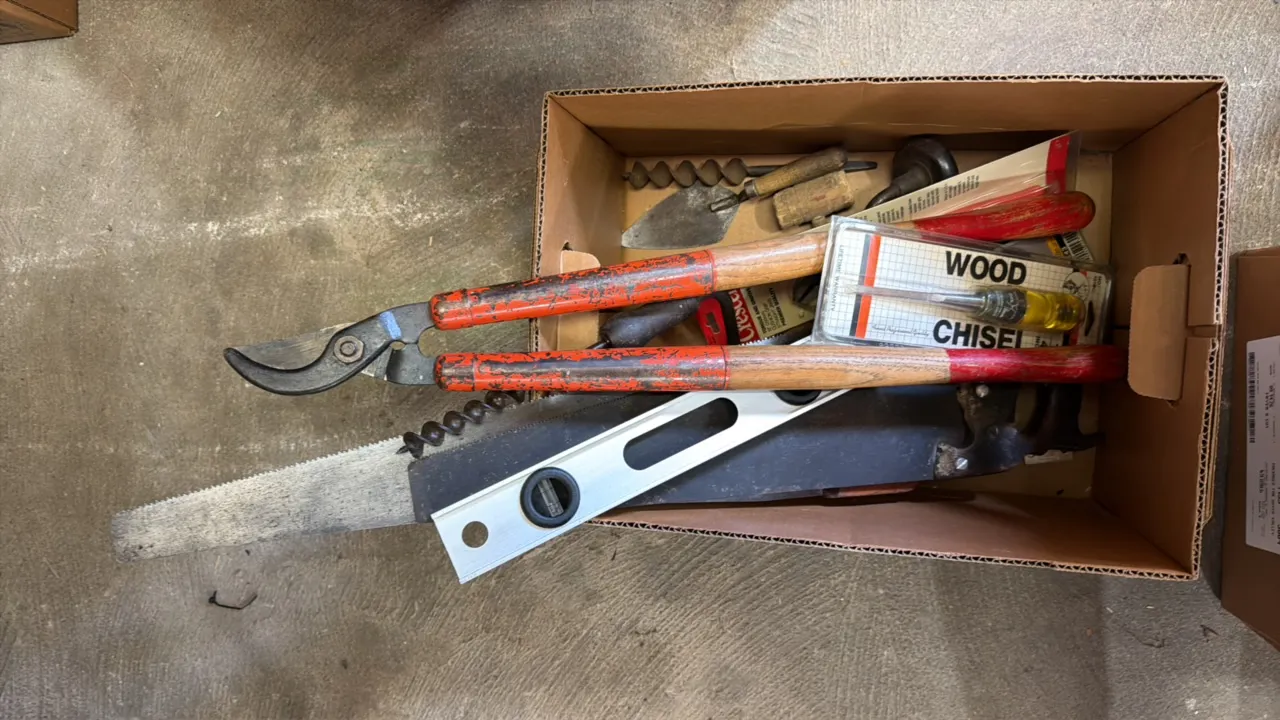 Hand Saws, Clippers & More