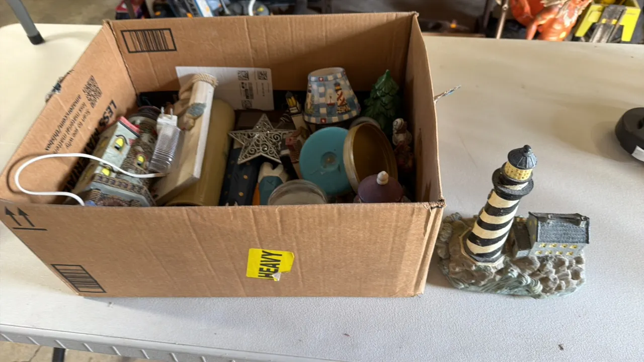 Lot of Decor