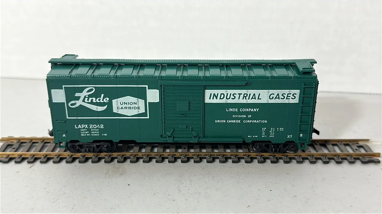 HO Scale Linde Company Boxcar