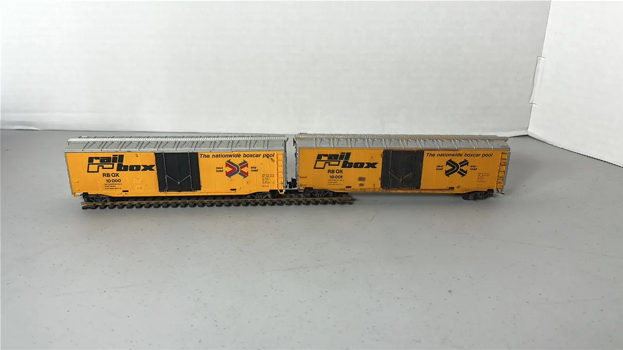 (2)-HO Scale Rail Box Boxcar