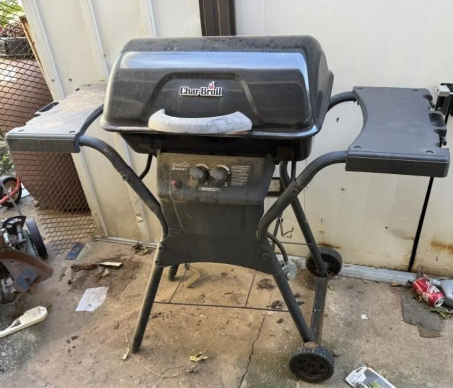 Char-Broil 2-Burner Propane Gas Grill
