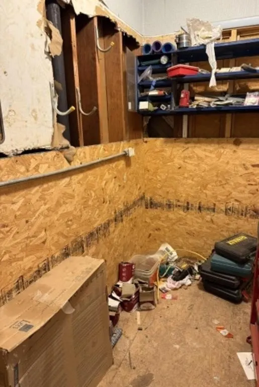 Metal Compartment Bin, Snap Fasteners, Nails,