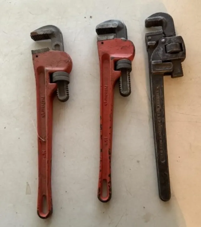 3 Heavy Duty Pipe Wrenches