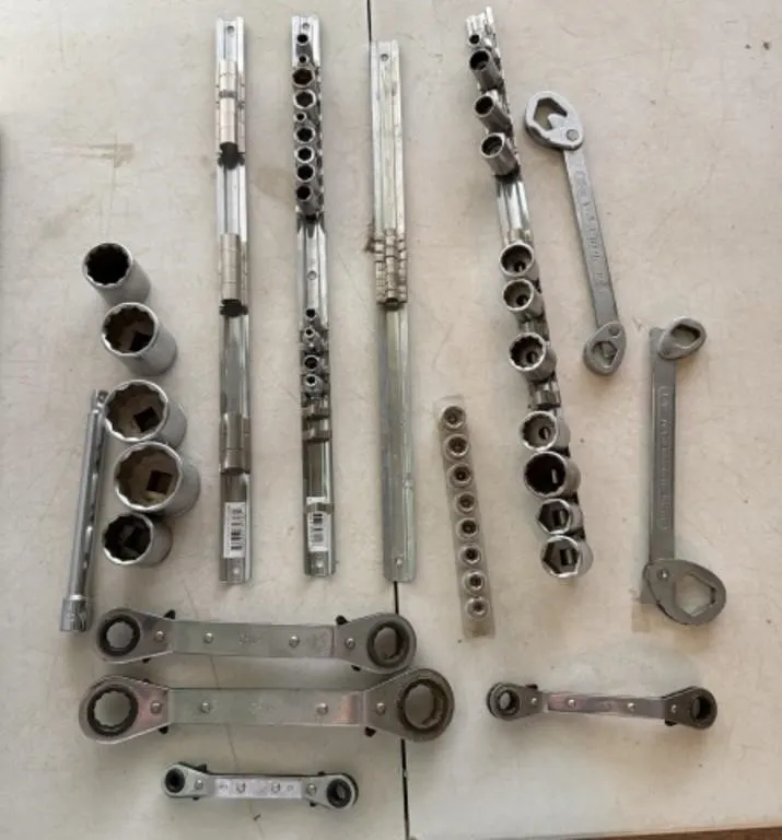 Sockets, Socket Wrenches