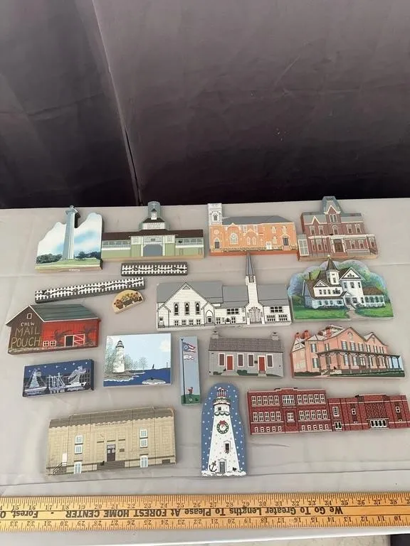 Ohio Landmarks Wooden Collectibles Lot