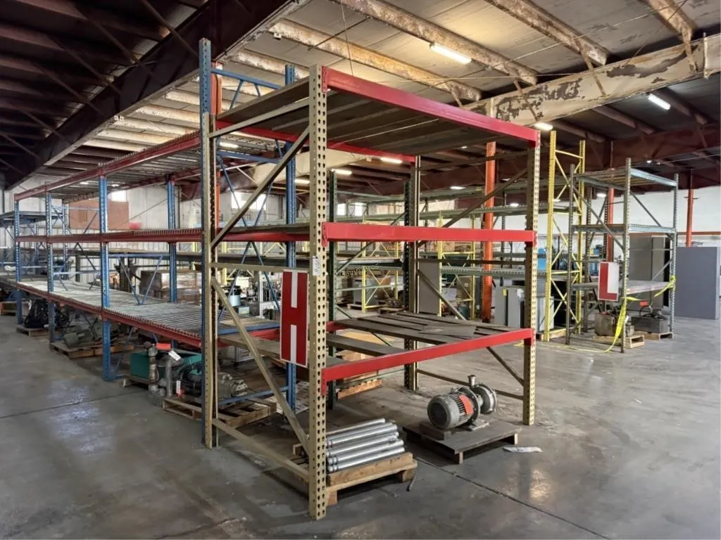 Tear Drop Pallet Racking