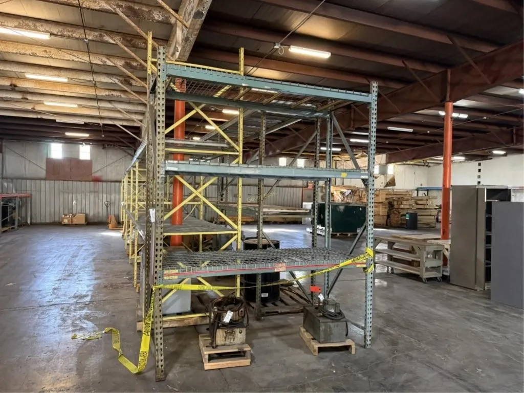 Tear Drop Pallet Racking