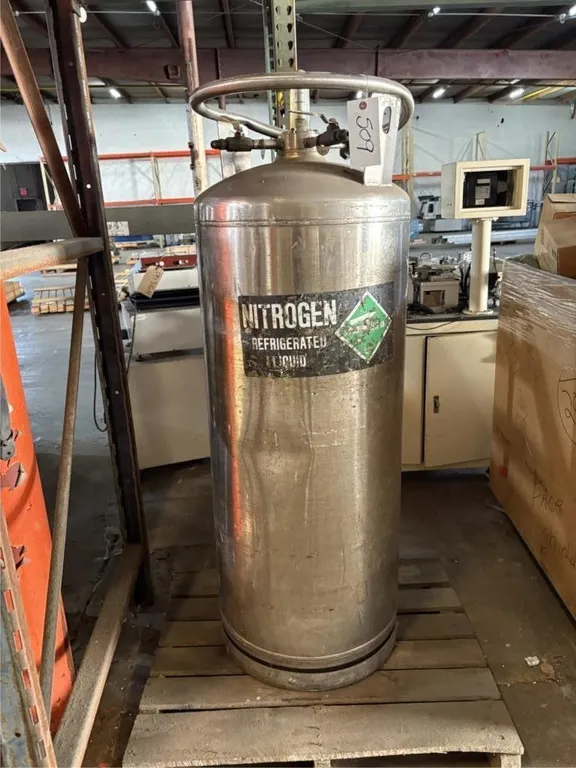 Large Nitrogen Refrigerated Liquid Tank