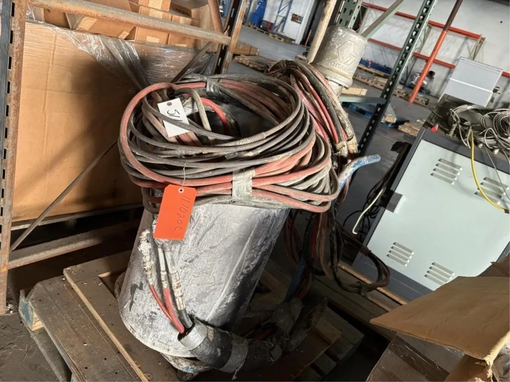 Graco Pump w/pot & cart