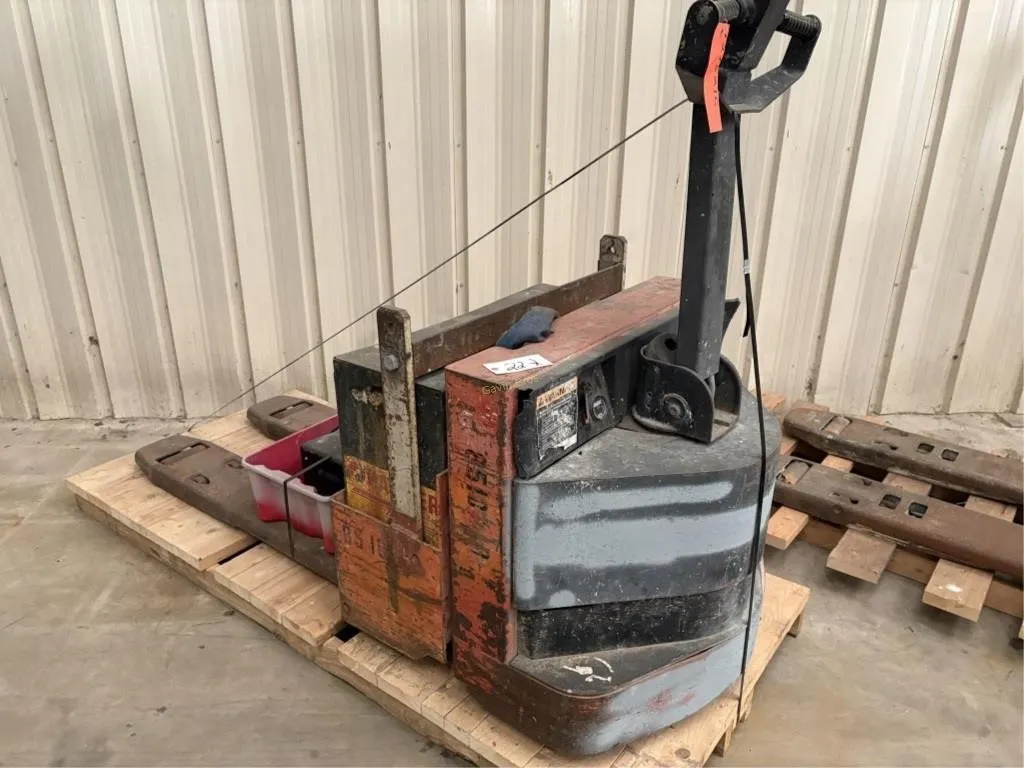 Prime Mover RMX65 Electric Pallet Jack