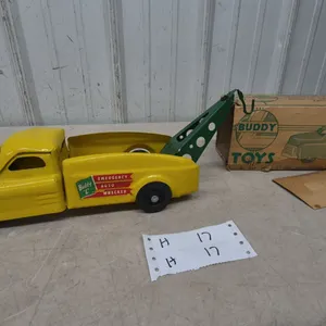 Buddy "L" No. 5312 Emergency Auto Wrecker Pressed Steel Tow Truck with Original Box, 1950s, 12”
