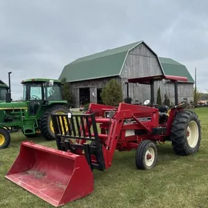 INTERNATIONAL 684 DIESEL TRACTOR WITH LOADER