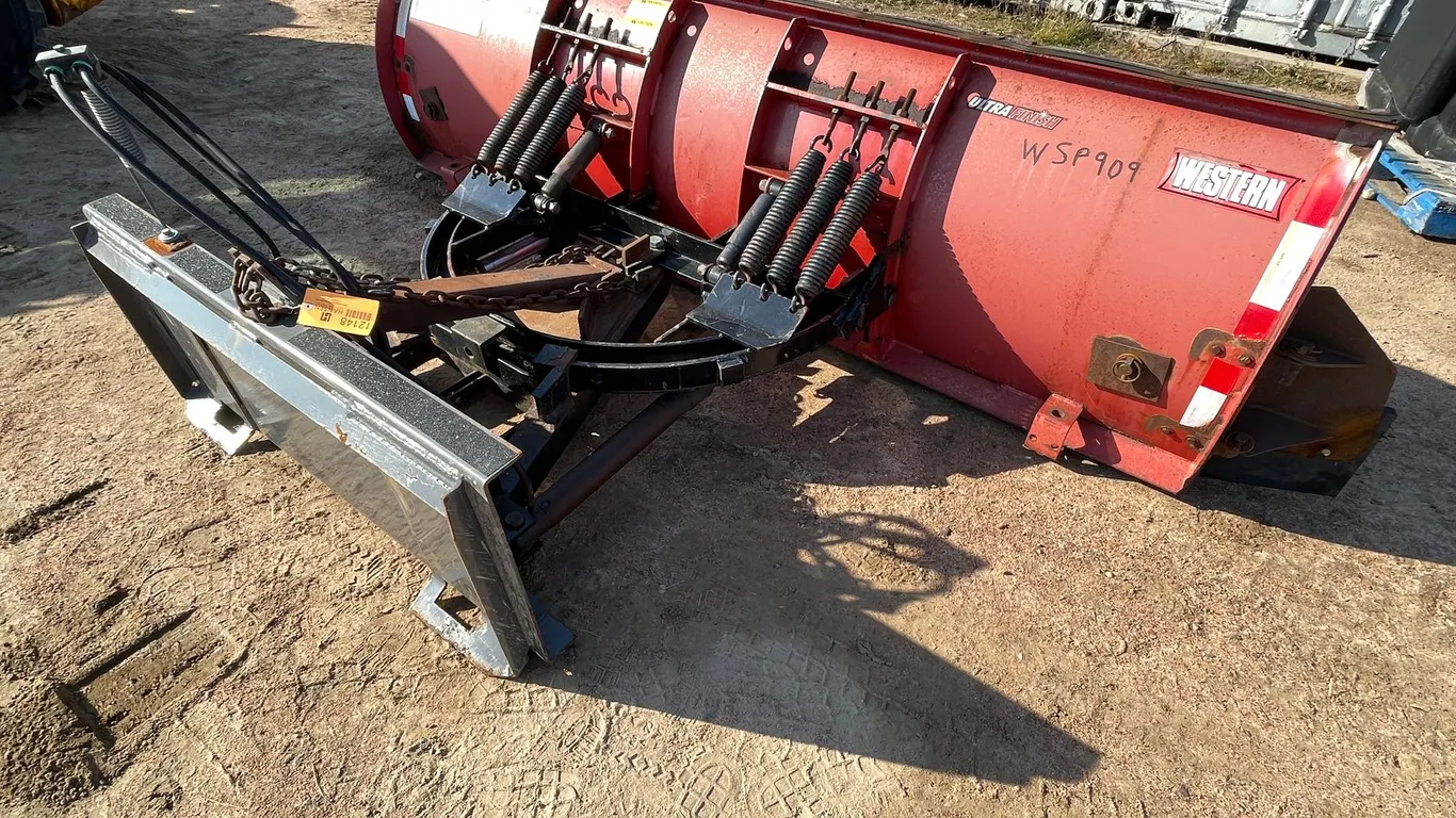 Western 9' Universal Mount Snow Plow