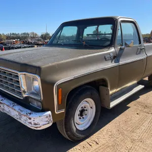 1976 Chevrolet C10 Custom Deluxe Pickup (Has WI Title)