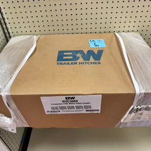 B&W Companion Fifth Wheel Hitch Coupler – Model RVC3006 – New in Box