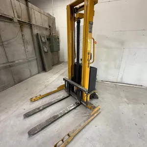 Big Joe M-22 Electric Pallet Stacker