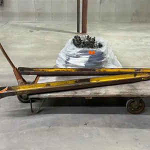 Cart with Detachable Handle