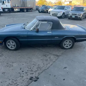 1986 Alfa Romeo Spider Veloce
