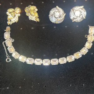 WEISS vintage jewelry