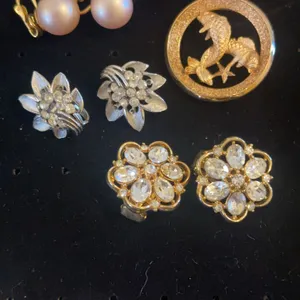 Vintage Trifari jewelry – rare Pisces brooch, etc.