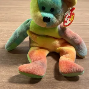 Ty Beanie Babies Garcia Bear Style 4051 with Swing Tag