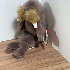 Ty Beanie Babies Jolly Walrus Plush with Tags 1996