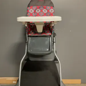 Cosco Simple Fold High Chair in the Posey Pop Floral Pattern