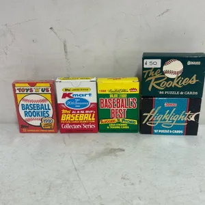 5 BASEBALL CARD SETS