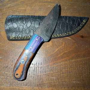 Damascus Steel Knife and Leather Sheath