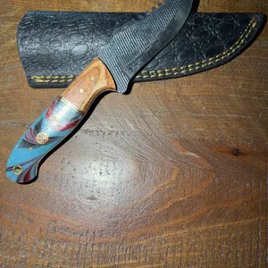 Damascus Steel Knife and Leather Sheath