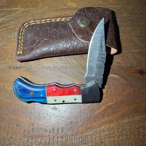 Damascus Steel Knife and Leather Sheath