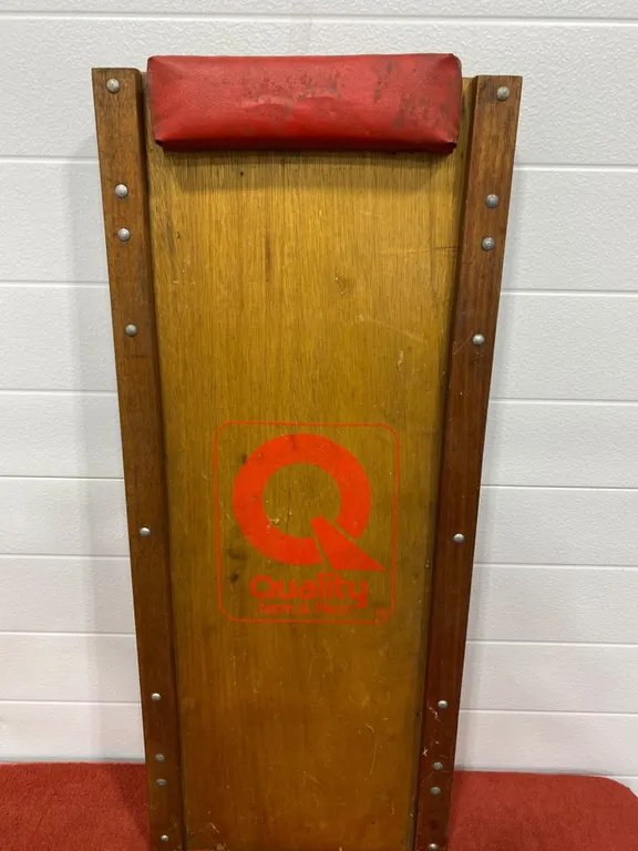 Vintage Wooden Quality Gym Equipment Backboard with Red Padding