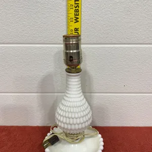 Vintage White Hobnail Milk Glass Electric Table Lamp