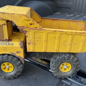 Mighty Tonka XMB-975 Dump Truck made from pressed steel