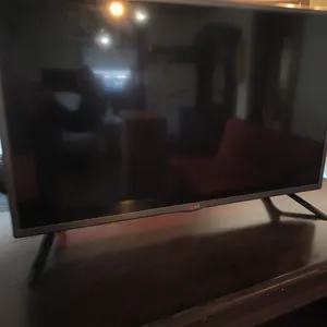 LG TV 32"