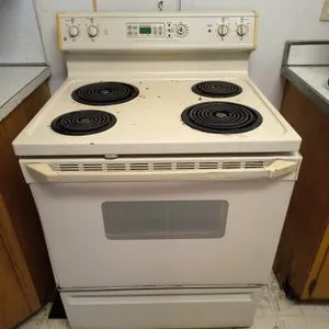 GE Stove With Oven
