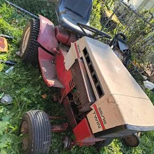 Vintage Sears SS/16 Twin Tractor