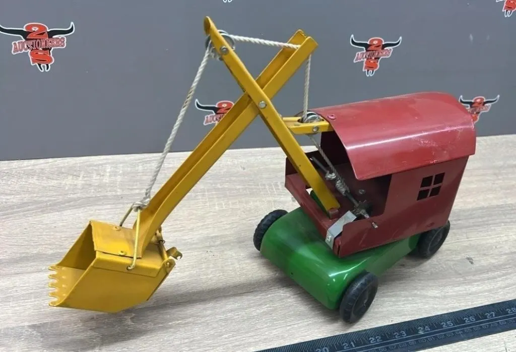 Lincoln Toy Excavator