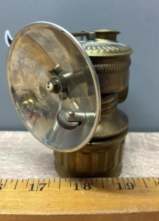 Universal Lamp Co. Carbide Lamp.