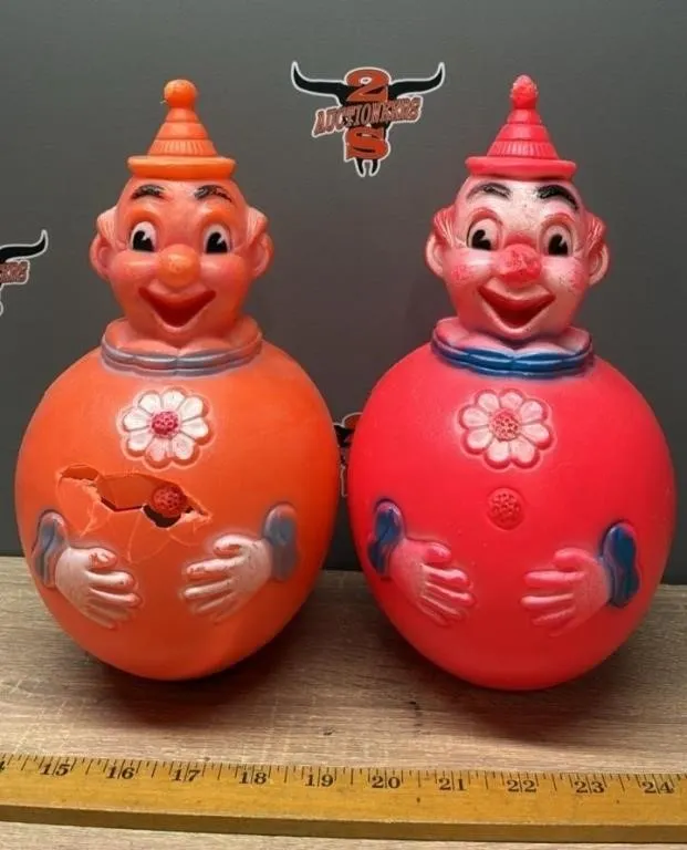 Wobbly Chime Clowns.